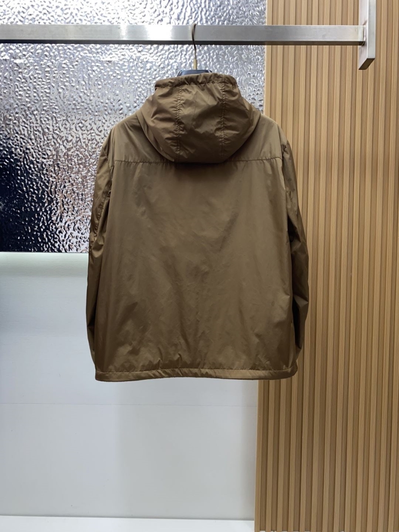 Bv*b*rry outwear